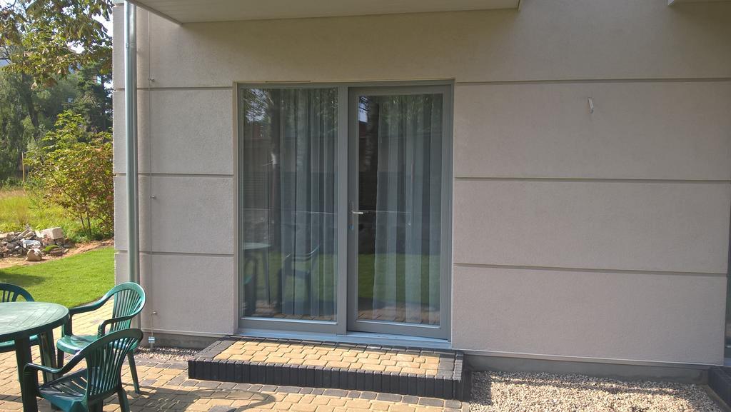 Aquila Pokoje Goscinne Mielno Exterior foto